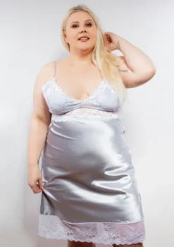 Halka Harper Plus Size